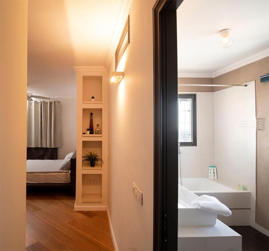 Apartamento Beautiful Penthouse W/Amazing View, Prime Location Ramat Gan Exterior foto